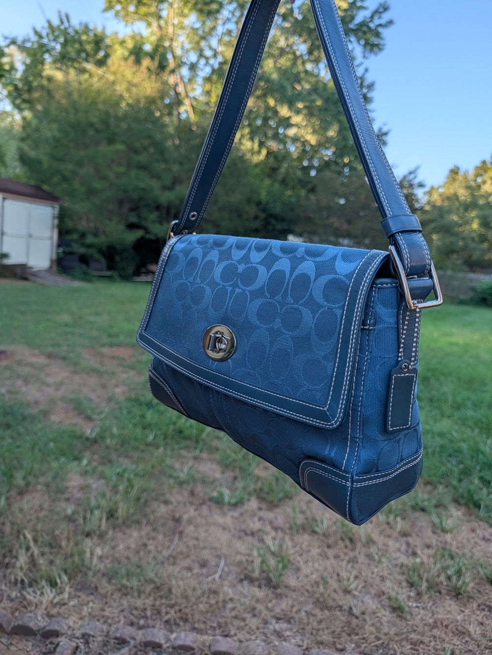Coach Hampton Signature Flap Bag - Picture 4 of 16